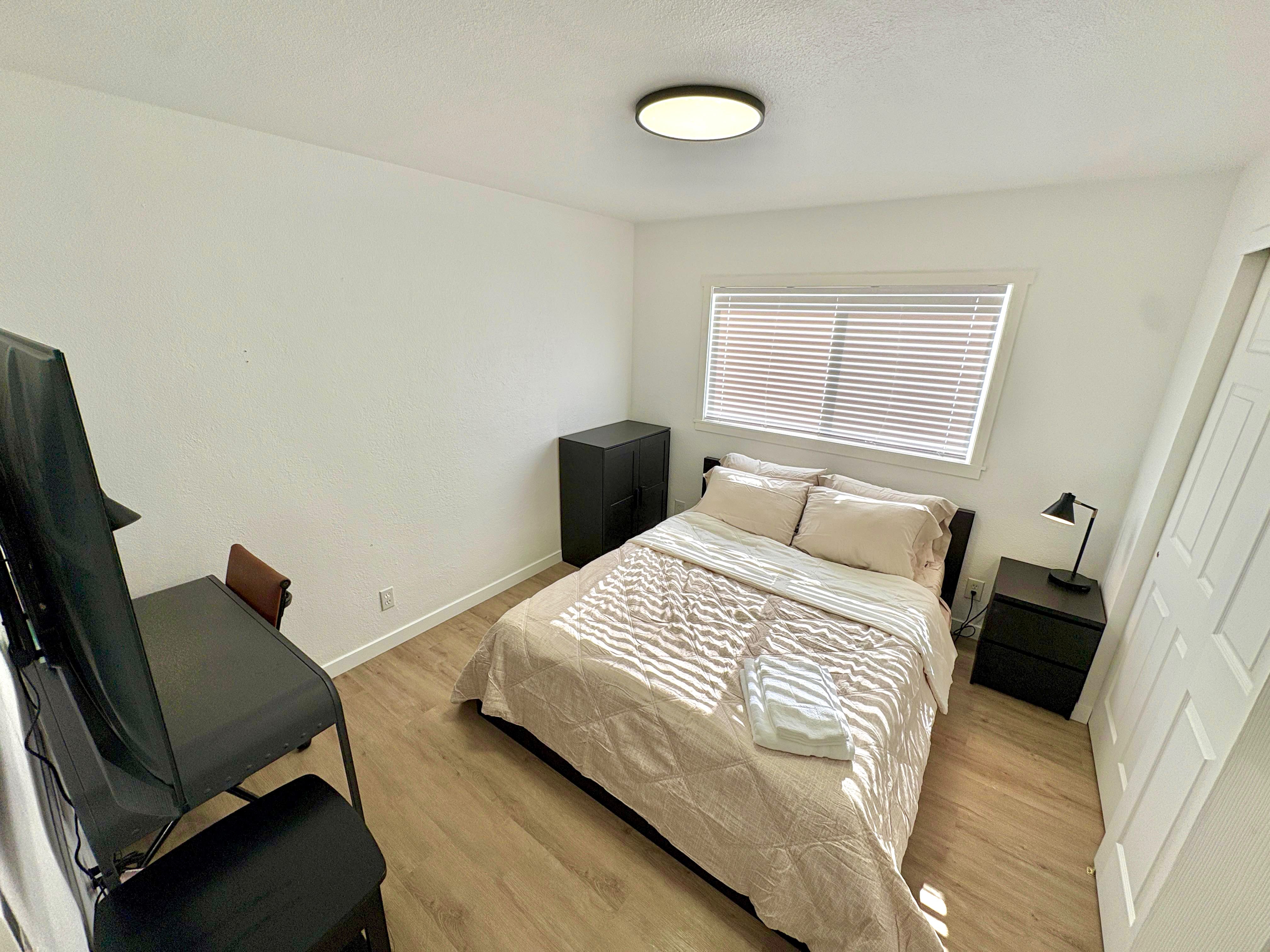 684 Dayton Ave NE — Left Unit — photo 8